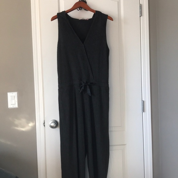 Dark Gray La vie en rose Ribbed Hooded Jumpsuit - Picture 1 of 3